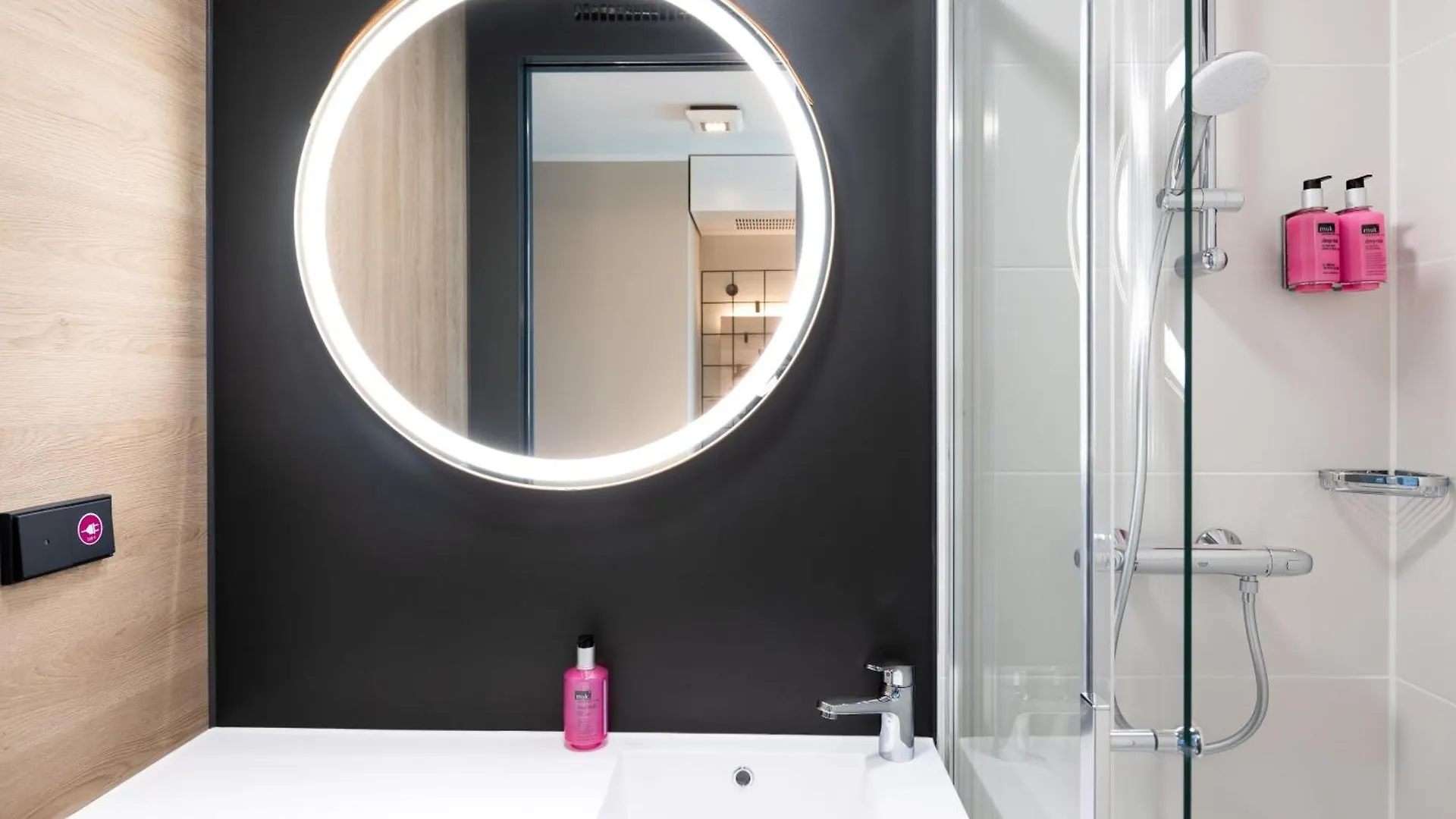 ****  Hotel Moxy Southampton Reino Unido