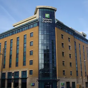 https://travelodge-london-stratford-hotel.cambridgehotelsuk.com