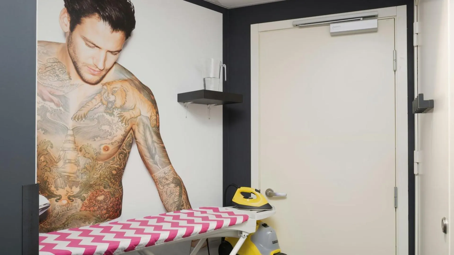 Moxy Southampton Hotel